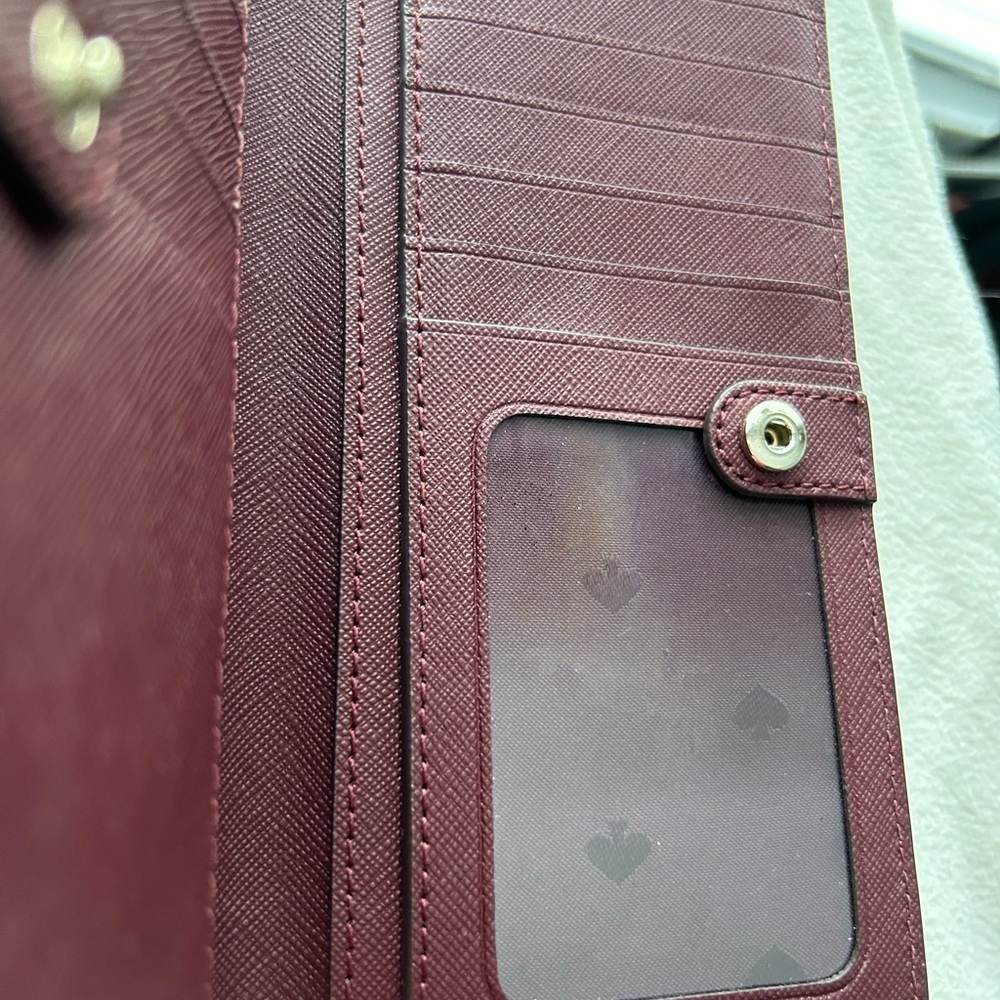 Authentic Kate Spade Wallet - Picture 5 of 6